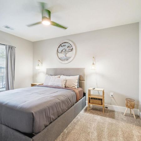 A Pet Friendly Cozy Condo In טראוורס סיטי מראה חיצוני תמונה